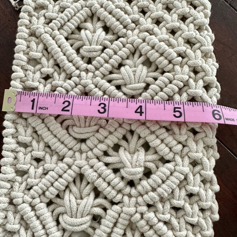 New Macrame zippered clutch with tassel - Picture 5 of 8